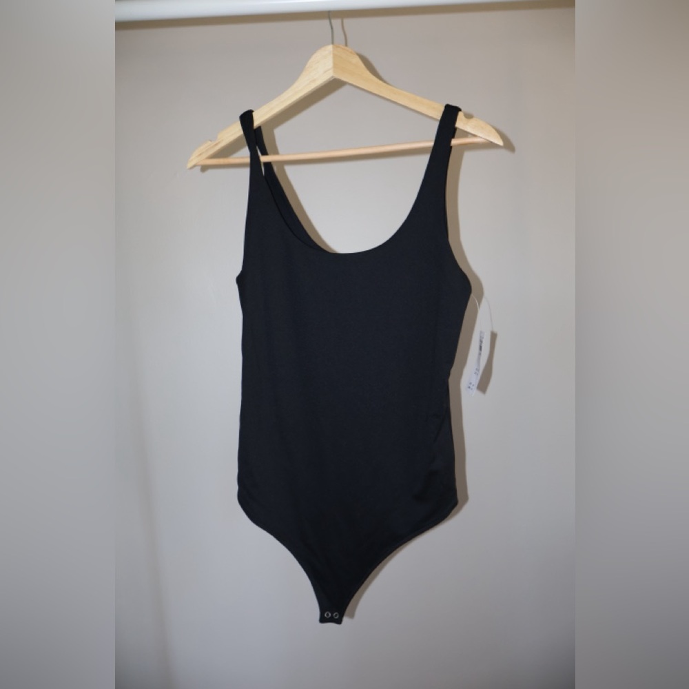 Abercrombie Soft Collection Black Bodysuit Women’s size M NWT